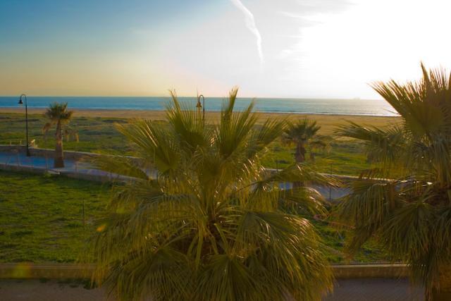 Apto en primera línea de playa Tarifa Exterior foto